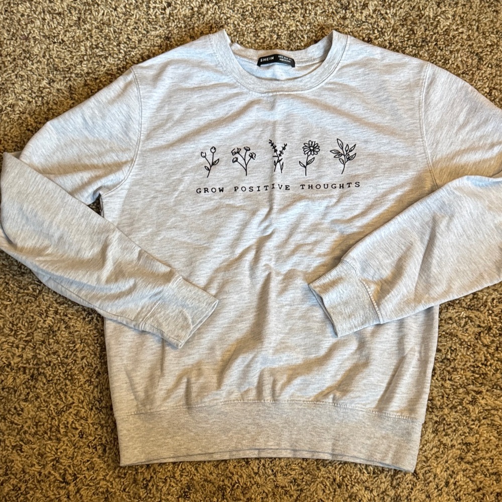 SHEIN Light Gray Crewneck Sweater with Floral Print